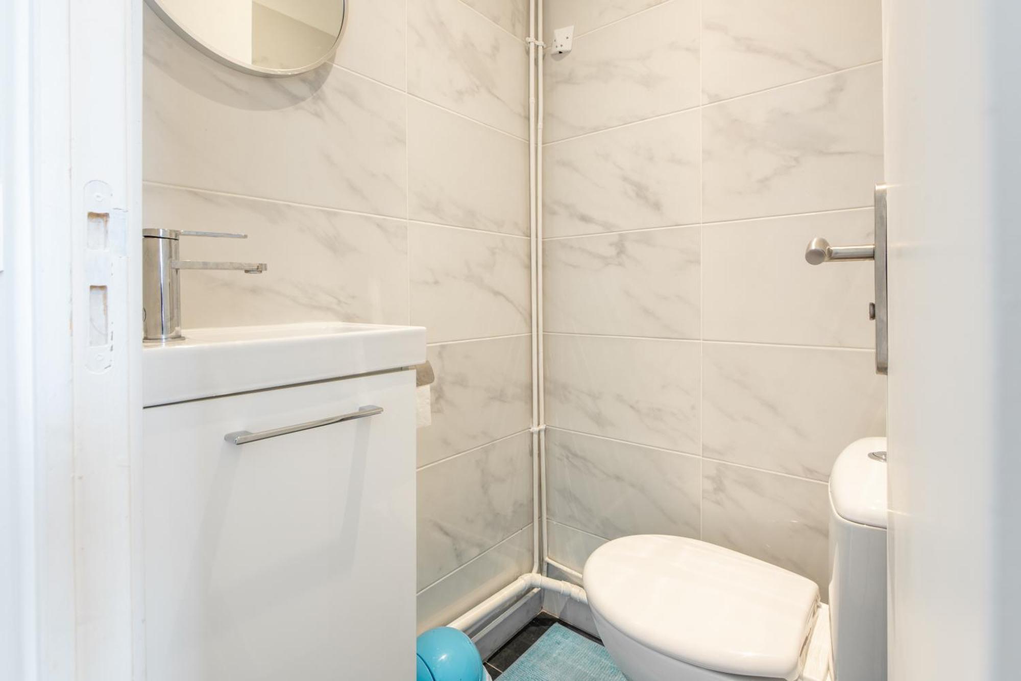 Spacious And Bright 2-Bedroom Large Apartment Very Close To Paris - Near Metro Μπουλόν-Μπιγιανκούρ Εξωτερικό φωτογραφία