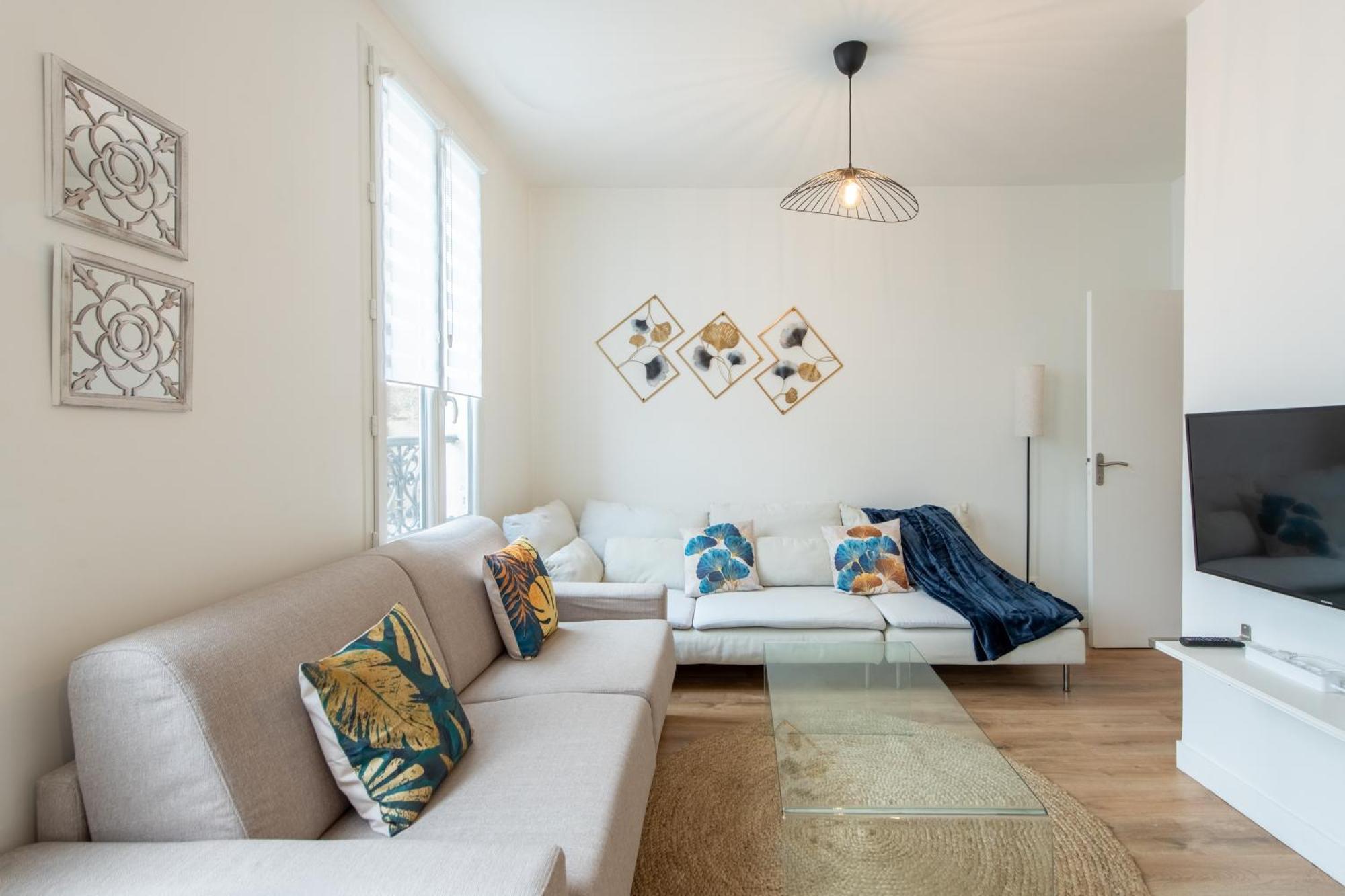 Spacious And Bright 2-Bedroom Large Apartment Very Close To Paris - Near Metro Μπουλόν-Μπιγιανκούρ Εξωτερικό φωτογραφία