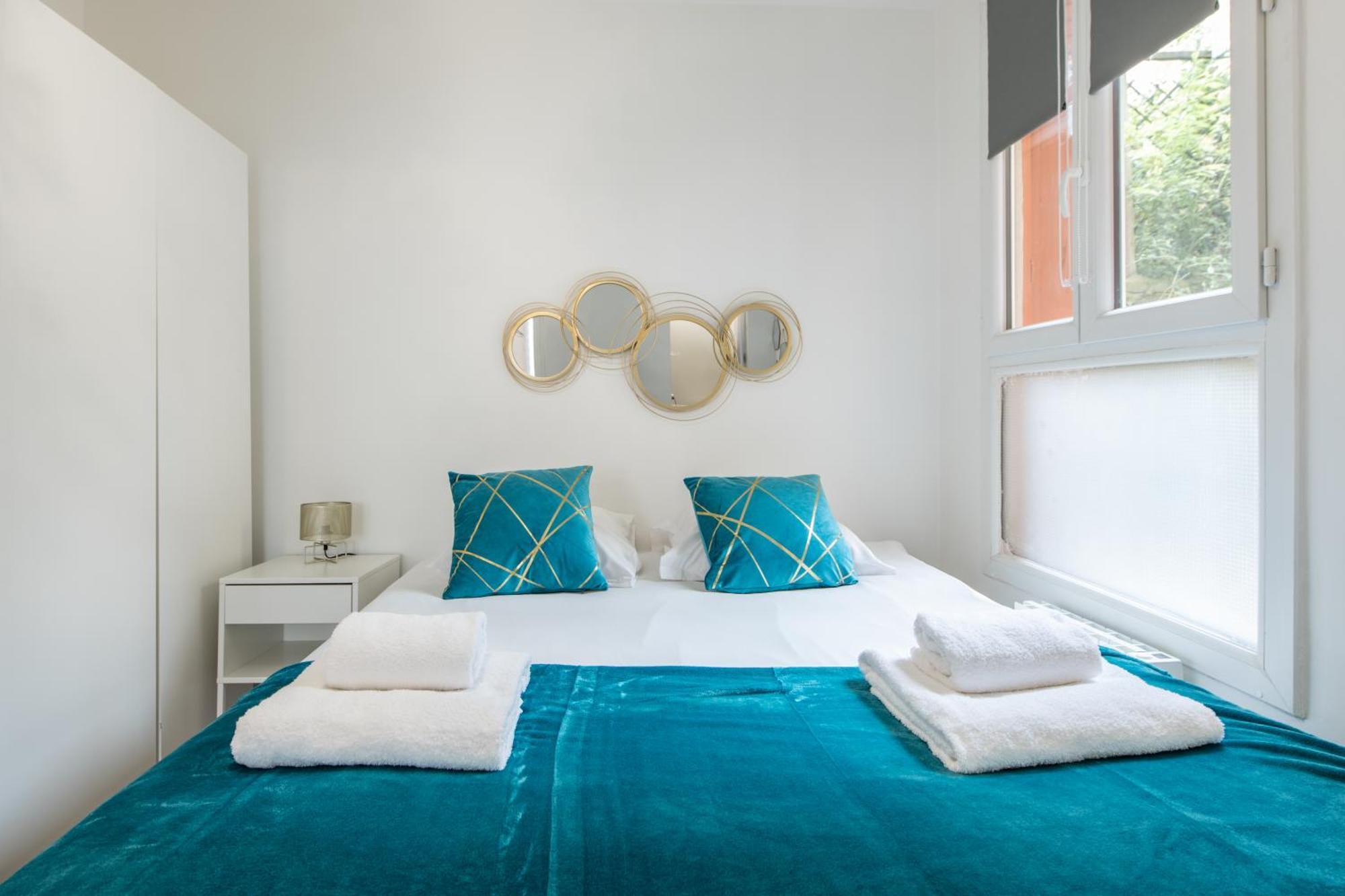 Spacious And Bright 2-Bedroom Large Apartment Very Close To Paris - Near Metro Μπουλόν-Μπιγιανκούρ Εξωτερικό φωτογραφία