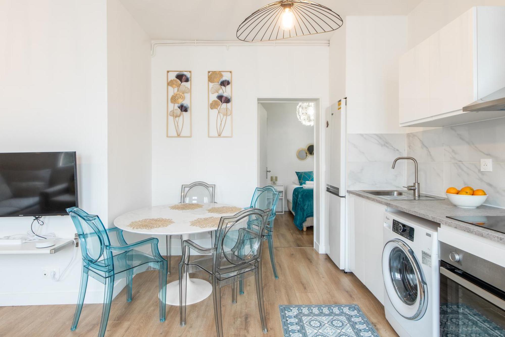 Spacious And Bright 2-Bedroom Large Apartment Very Close To Paris - Near Metro Μπουλόν-Μπιγιανκούρ Εξωτερικό φωτογραφία