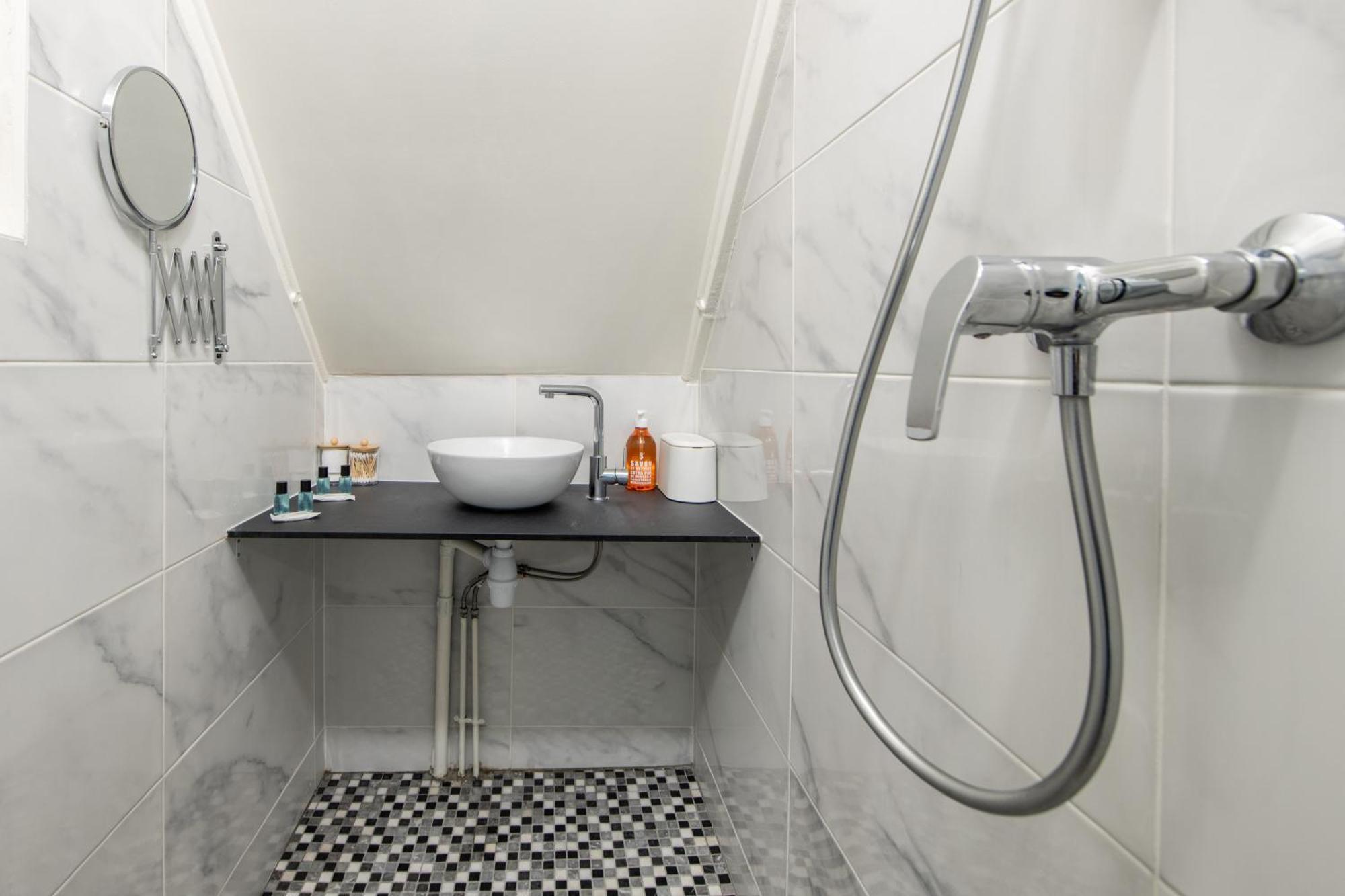 Spacious And Bright 2-Bedroom Large Apartment Very Close To Paris - Near Metro Μπουλόν-Μπιγιανκούρ Εξωτερικό φωτογραφία