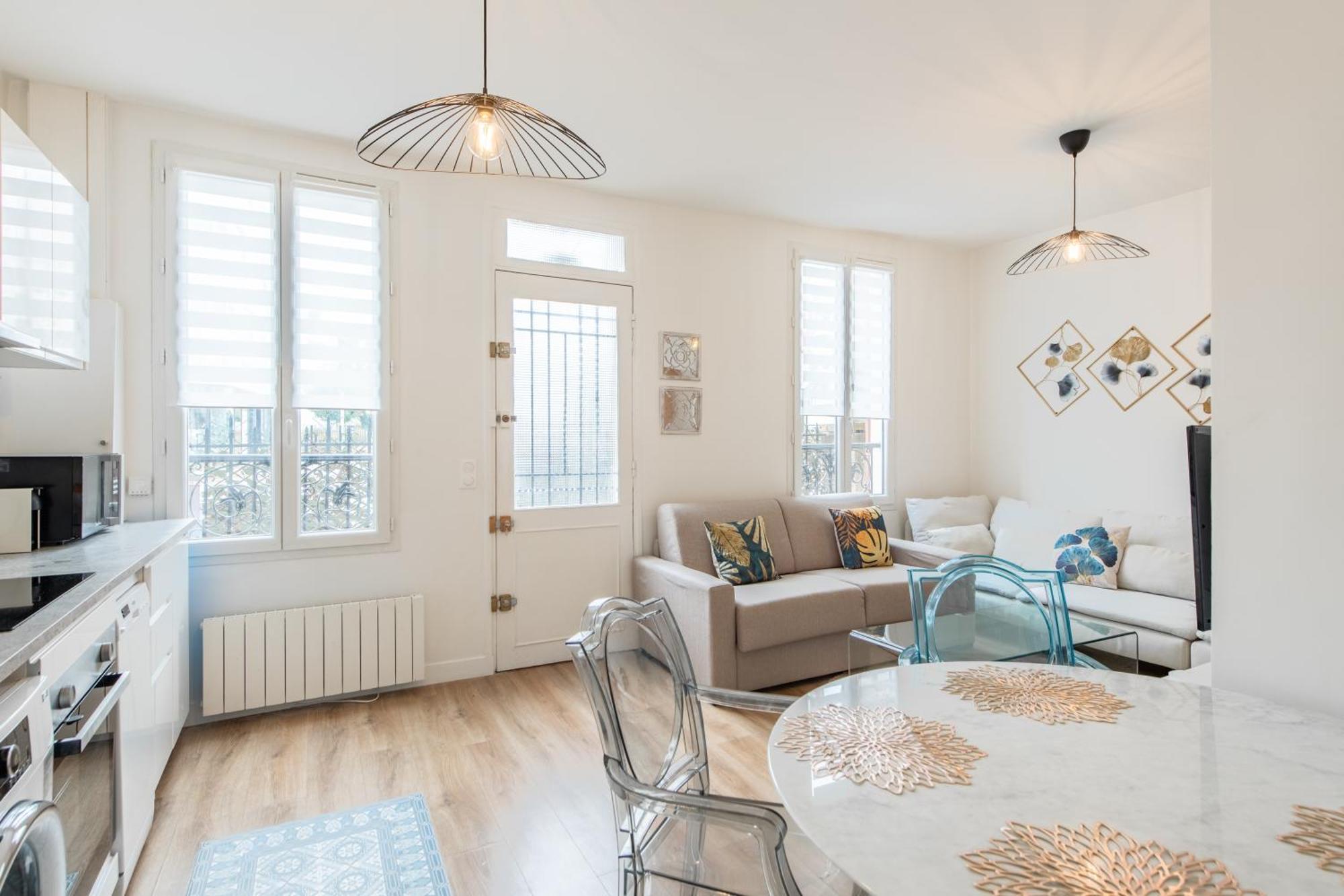 Spacious And Bright 2-Bedroom Large Apartment Very Close To Paris - Near Metro Μπουλόν-Μπιγιανκούρ Εξωτερικό φωτογραφία